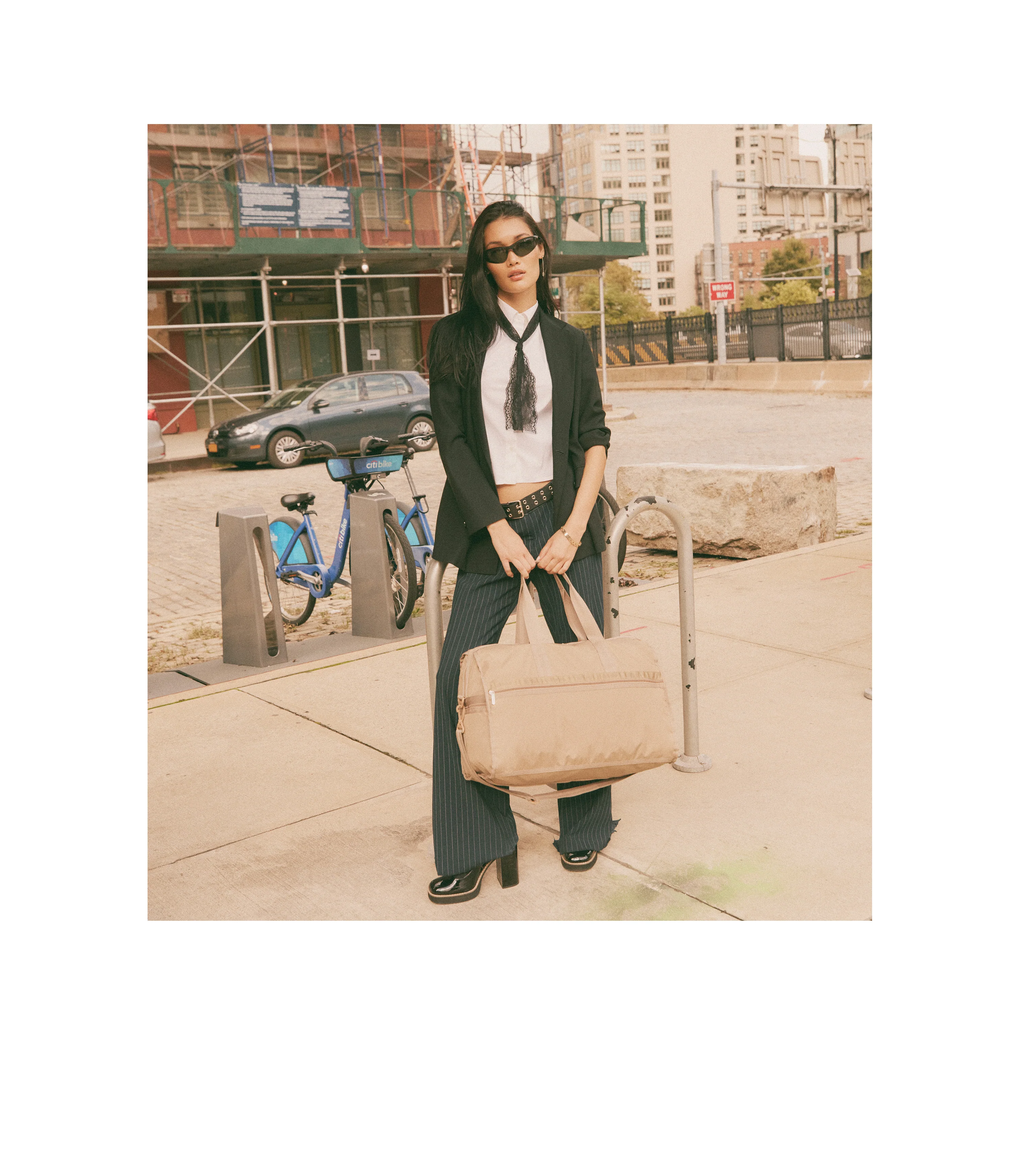 Deluxe Large Weekender - Image 7