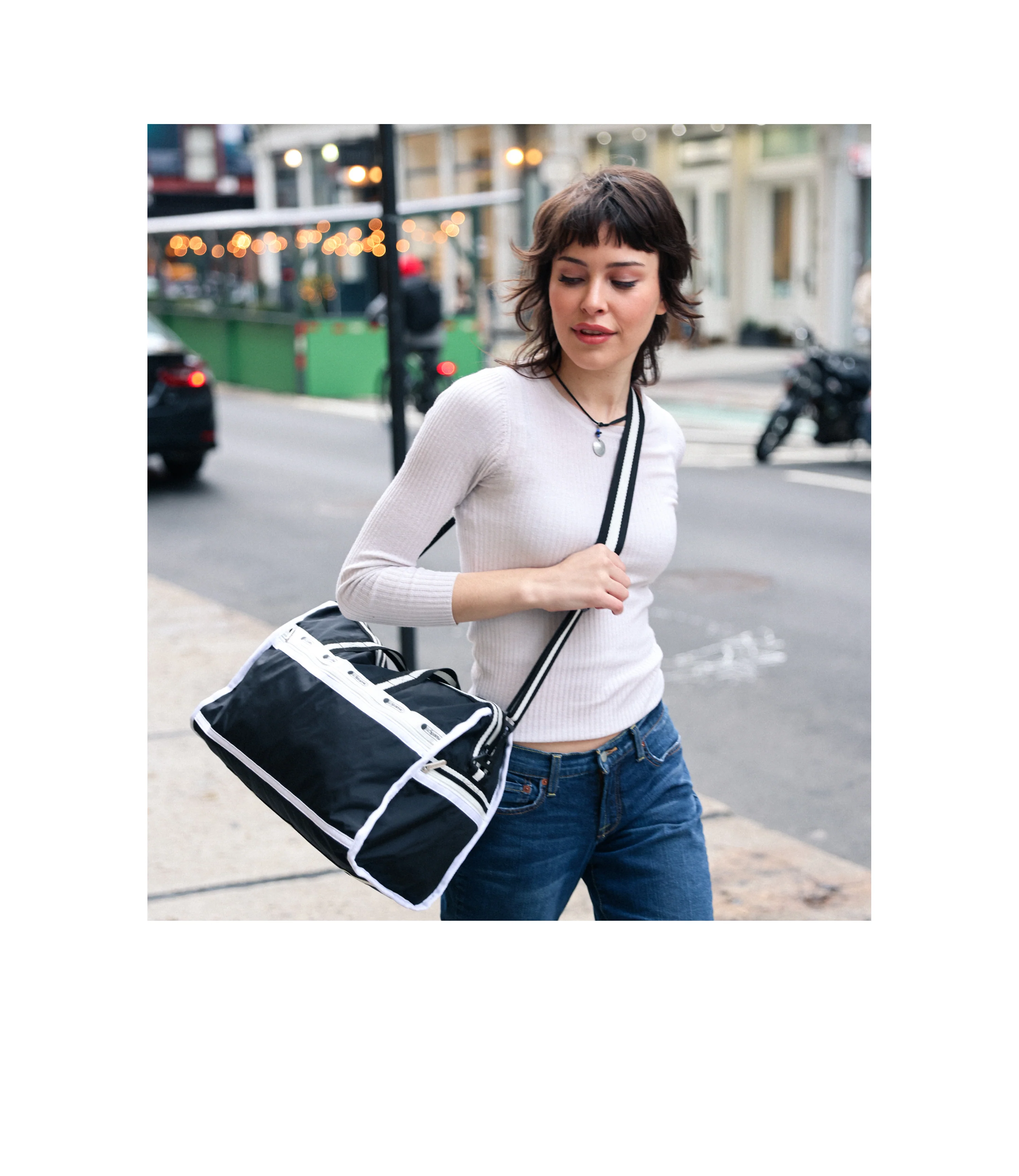 Deluxe Medium Weekender - Image 8