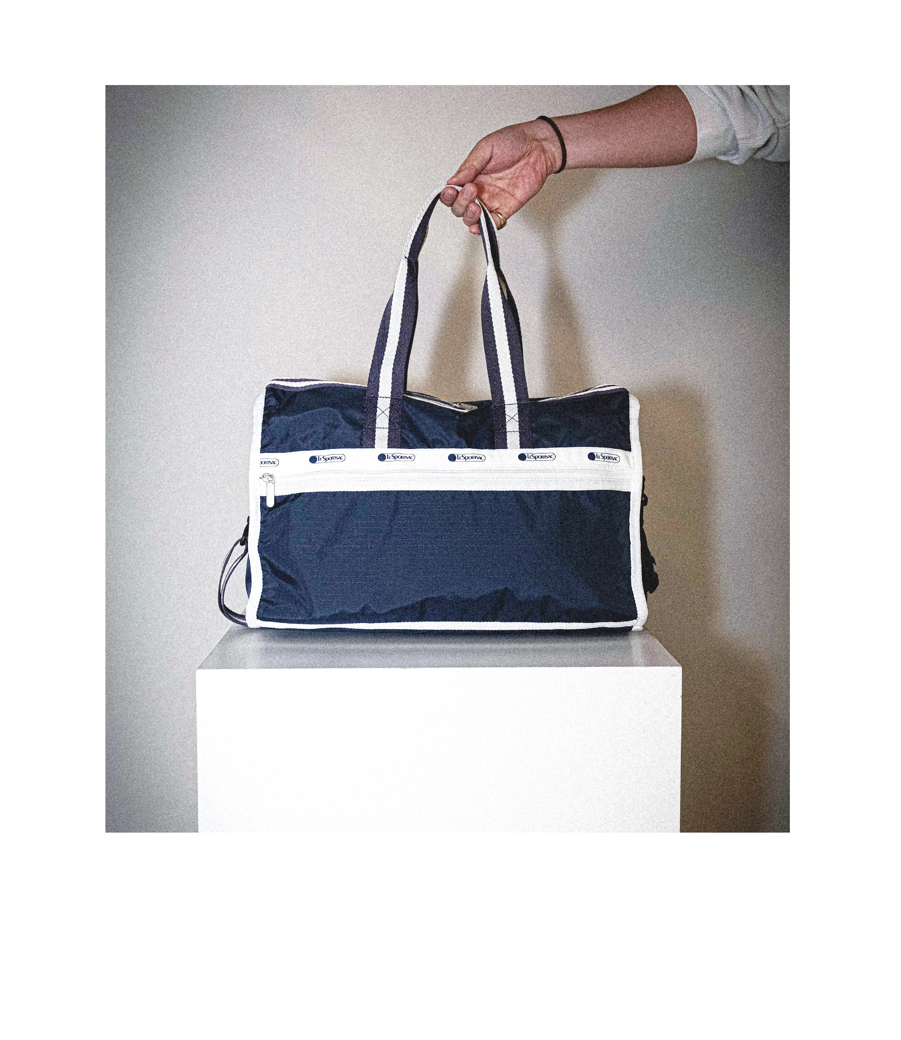 Deluxe Medium Weekender - Image 2