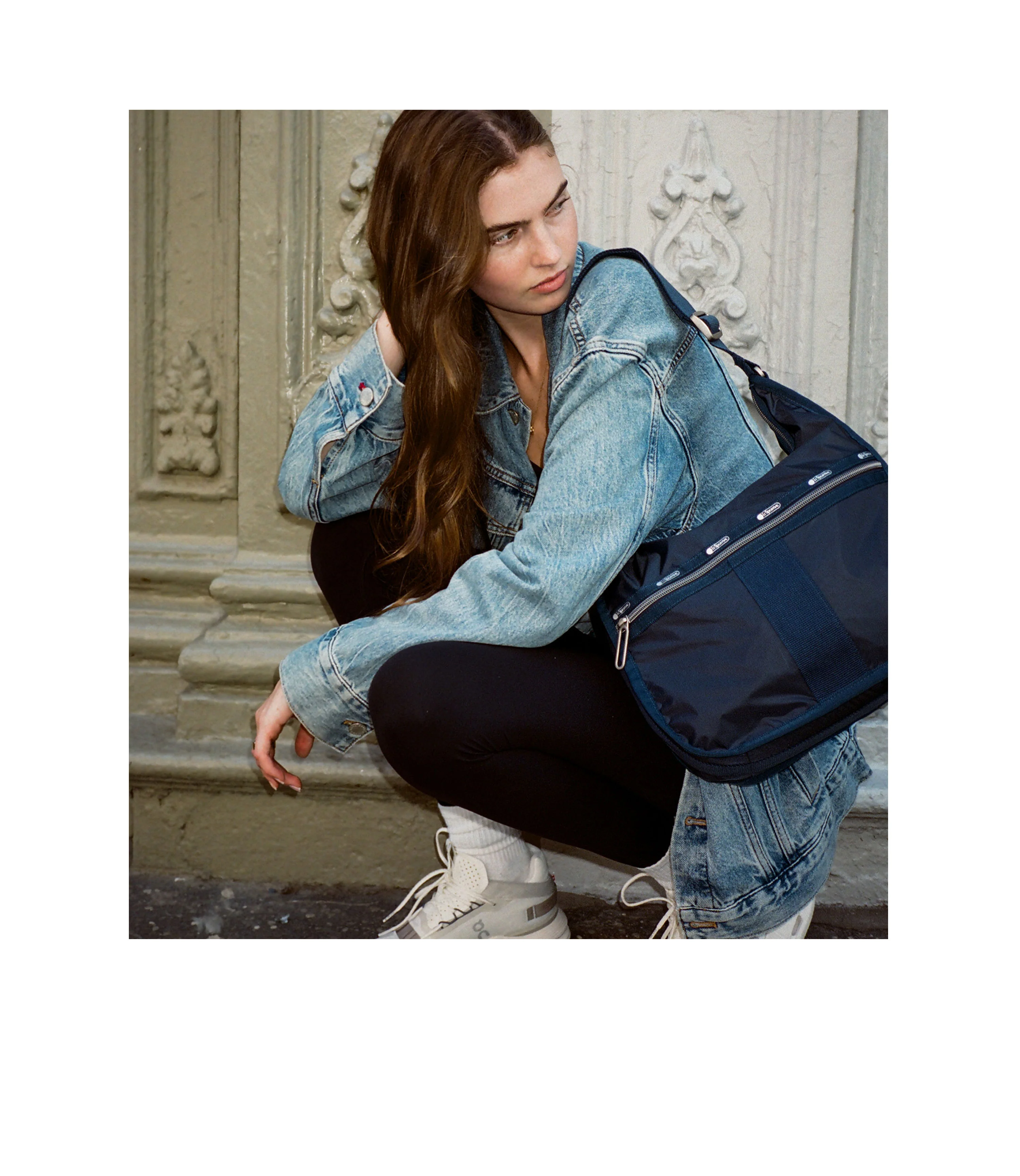 Essential Medium Hobo - Image 7